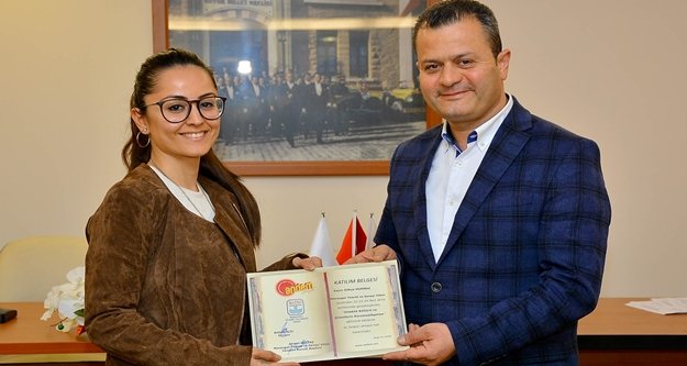 'KURUMSALLAŞMAYA ÖNEM VERİYORUZ'