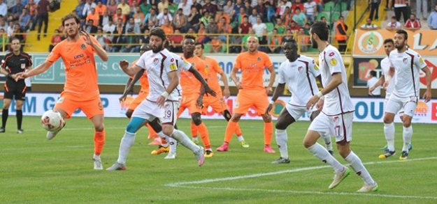 ALANYASPOR AVANTAJI KARABÜK'E KAPTIRDI