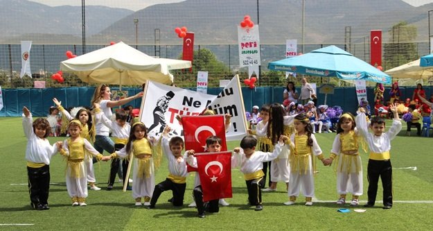 PERİ'DE 23 NİSAN COŞKUSU