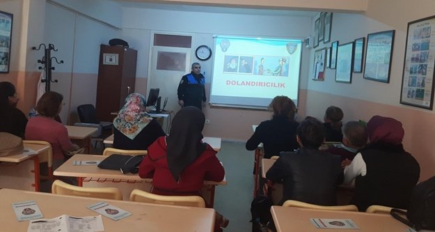 Polis Alanya'ya güvenlik semineri veriyor