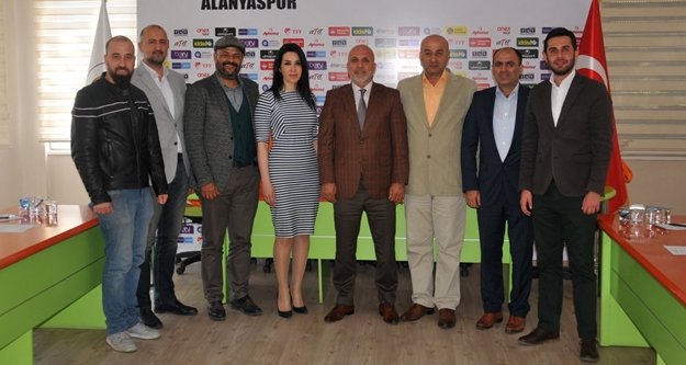 Alanyaspor'a Akdağ ziyareti