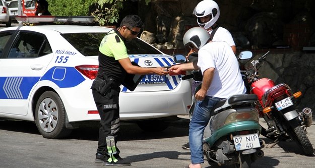 Alanya’da motosikletlilere yönelik sıkı denetim