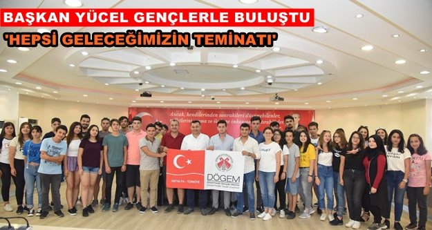 Başkan Yücel konuklarını ağırladı