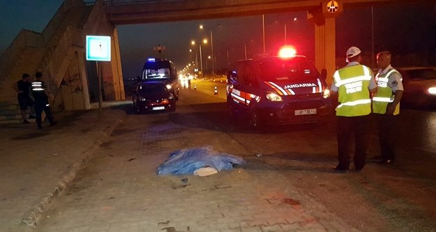 Alanya yolunda feci kaza! Otomobilin çarptığı yaya öldü