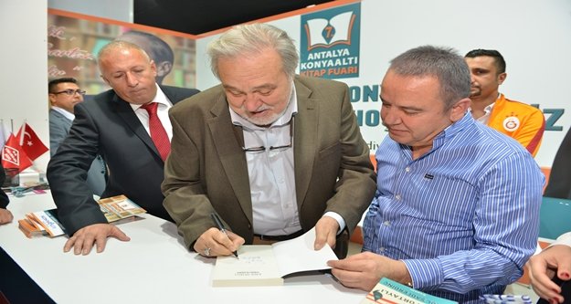 Ortaylı, Antalya'ya Kitap Fuarı’na geliyor