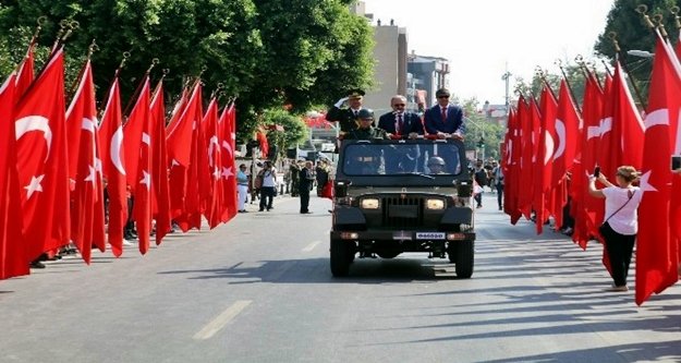 Antalya Valiliği’nden Türk Bayrağı genelgesi