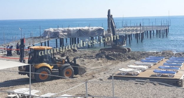 Alanya'da plajda betonlu katliama belediye dur dedi