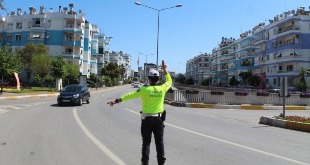 İşte Antalya'da yasağı ihlal edenlere kesilen ceza