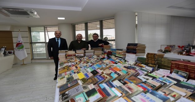 Cemil Meriç 'te kitap sayısı 50 bini buldu