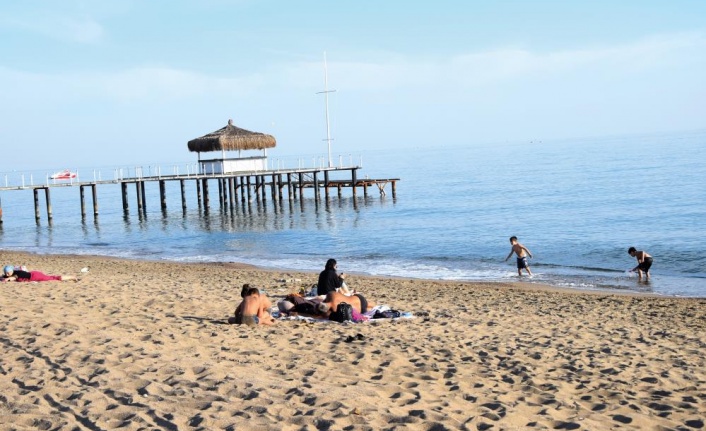 Turizm sezonu bitti sahiller az sayıda turiste kaldı