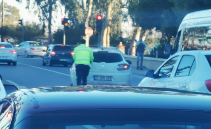 Alanya polisinden örnek hareket