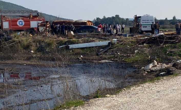 Yangında küle dönen evde, emekli öğretmenin cesedine ulaşıldı