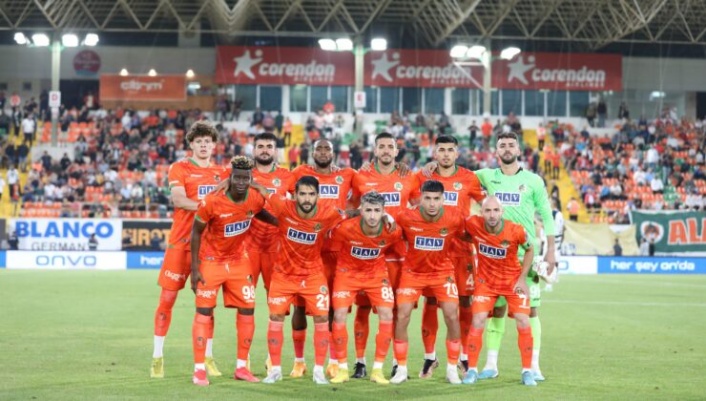 Alanyaspor kendi evinde 3-1 yenildi