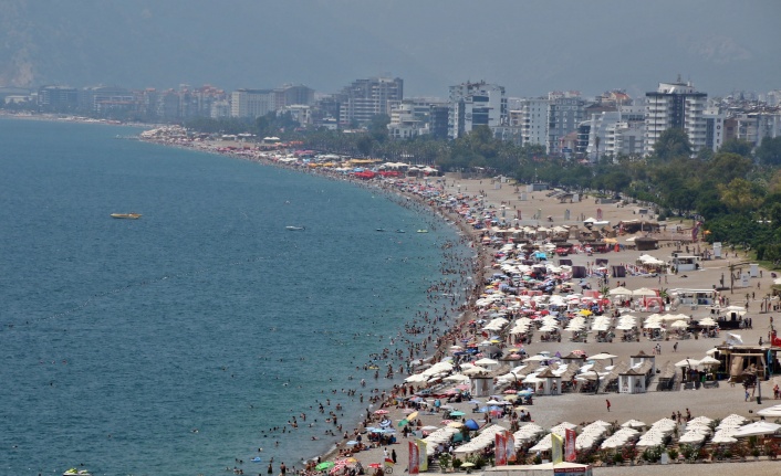 300 bin kişilik bayram hareketi sahillere böyle yansıdı