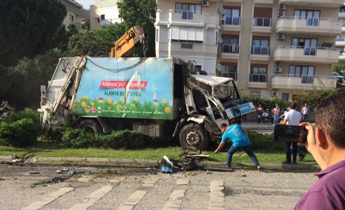 Alanya'da kahraman şoförün soğukkanlılığı faciayı önledi