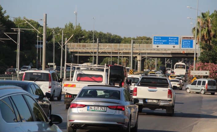 Aman dikkat! Bayram dönüş trafiği başladı