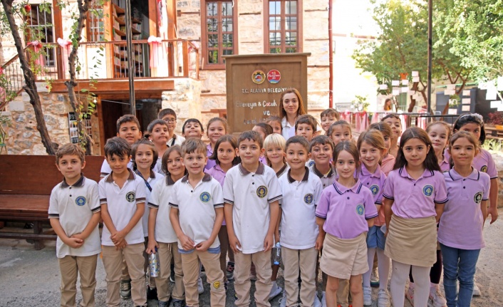 Alanya Belediyesi Ebeveyn- Çocuk Atölyesi ve Çocuk Kütüphanesi yoğun ilgi görüyor