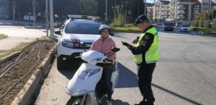 Alanya’da motosikletlere ceza yağdı!