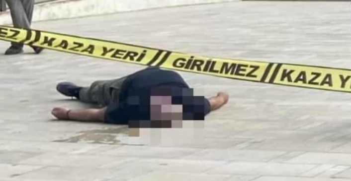 Alanya’da feci olay: Yolda kalp krizi geçirip öldü