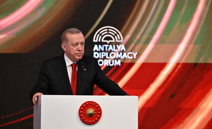 Diplomasinin Kalbi Antalya'da Barış Ve Huzur İçin Atıyor