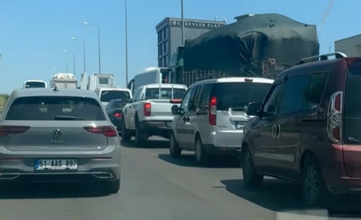 Alanya Antalya yolu trafiği başkanı çıldırttı