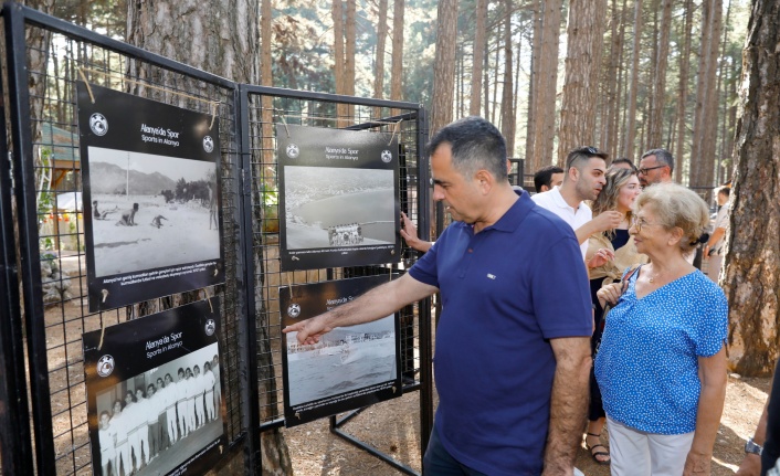 Siyah beyaz fotoğraflar Gedevet'te görücüye çıktı