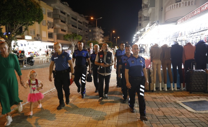 Alanya'da zabıta ve polisten ortak denetim