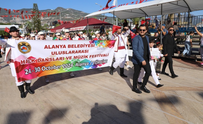 Alanya'da dans ve müzik dolu festival