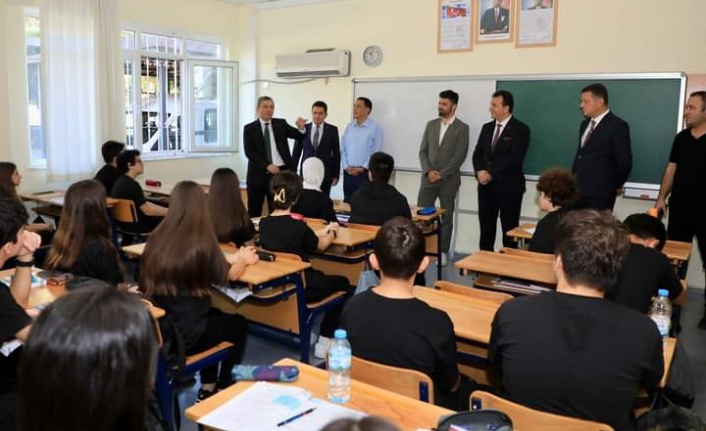 Vali Şahin’den Hüseyin Girenes Fen Lisesi'ne ziyaret