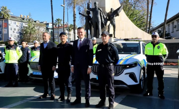 Alanya'da polis ve jandarmaya 20 TOGG