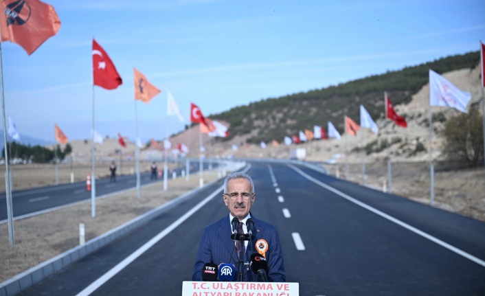 Bakandan Antalya trafiğini rahatlatacak projeler