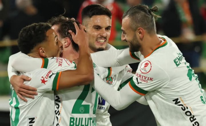 Alanyaspor kupada gruplara kaldı