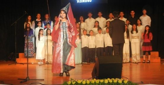 'doğuyorum Korosu' Mersin'de Konser Verdi 