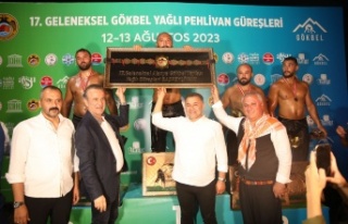 Gökbel'in başpehlivanı Ali Gürbüz oldu