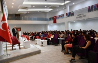 Alanya Üniversitesi’nde “Yüz Yıllık Çınar:...