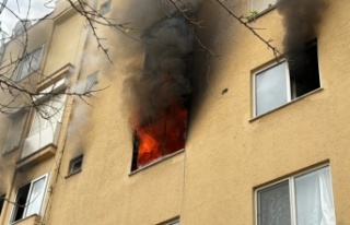Alanya'da apartman dairesinde çıkan yangın...